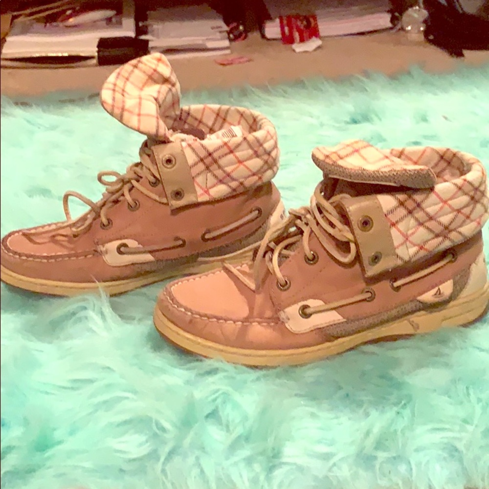 Speedy top sided high tops